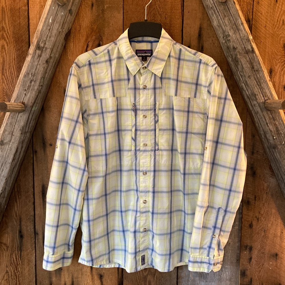 PATAGONIA Mens Long Sleeve Sun Stretch Plaid Shirt, Blue/White/Yellow Plaid, Med